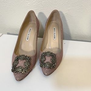 Manolo Blahnik Hangisi Pumps Pink Glitter Sparkle Buckle 37